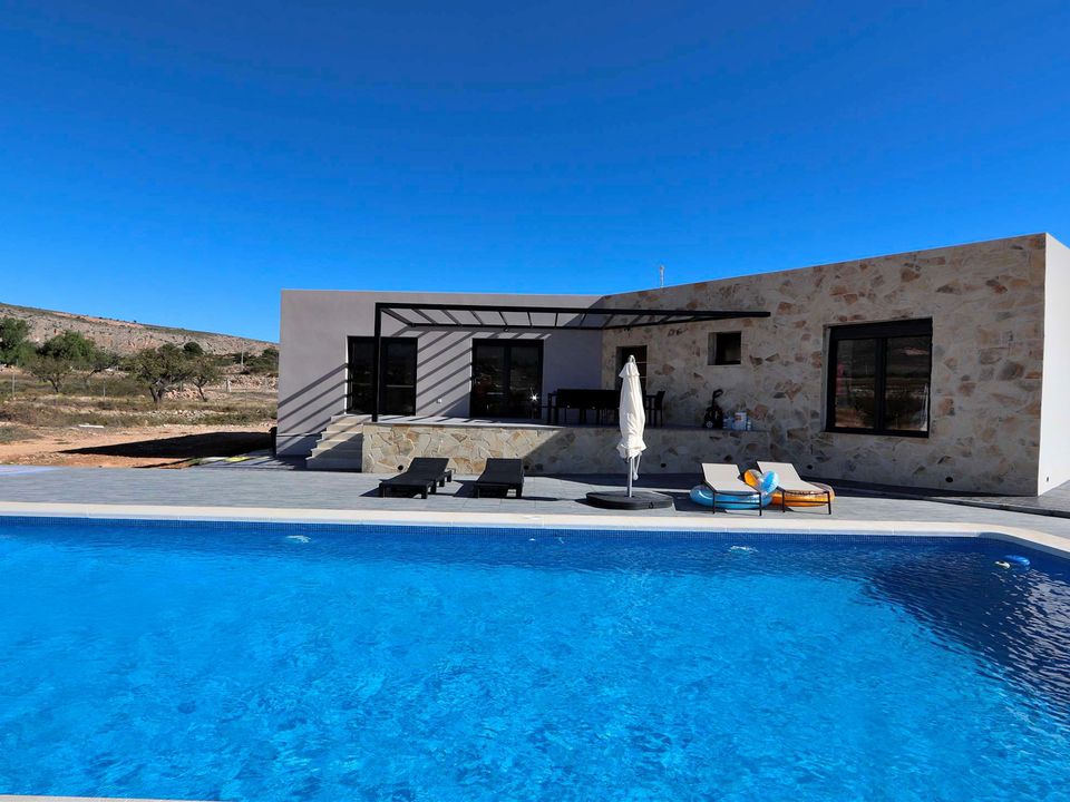 Villa i Hondon De Las Nieves, Alicante - foto 2