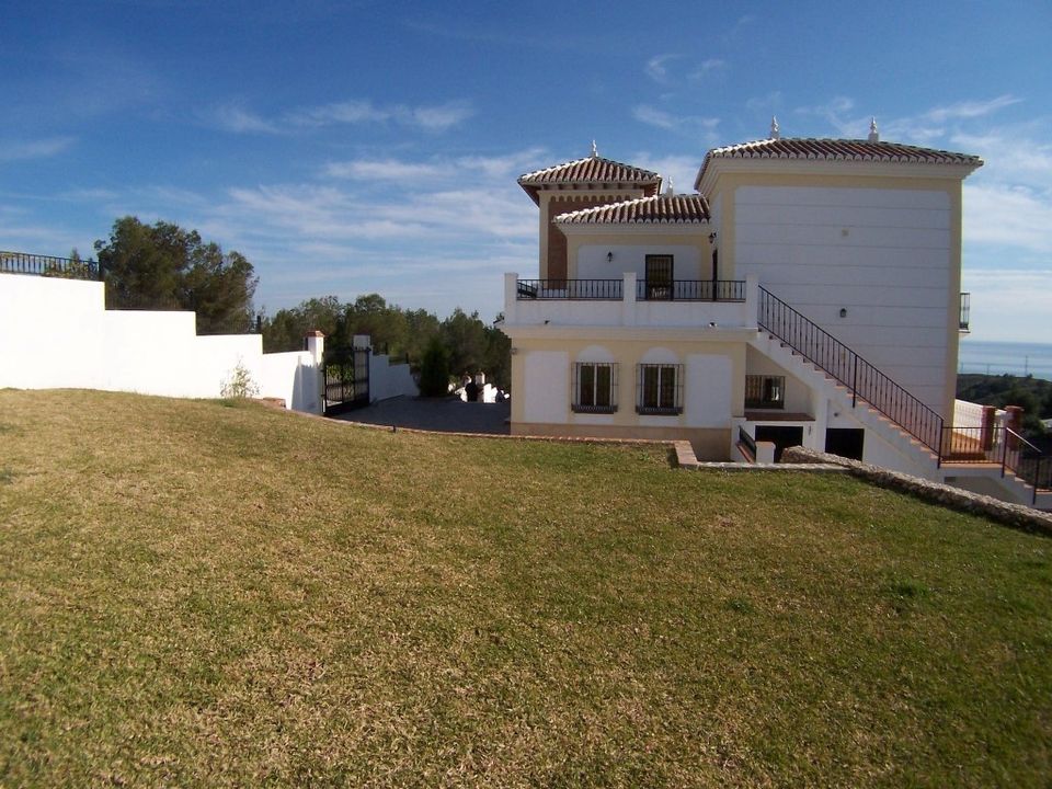 Villa en Frigiliana, Malaga - foto 4