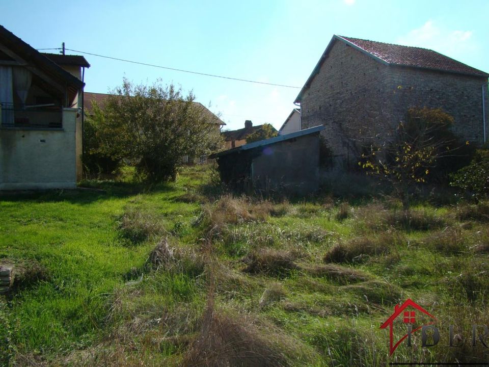 Helårsgrund i Bouhans-et-Feurg, Haute-Saone - foto 2