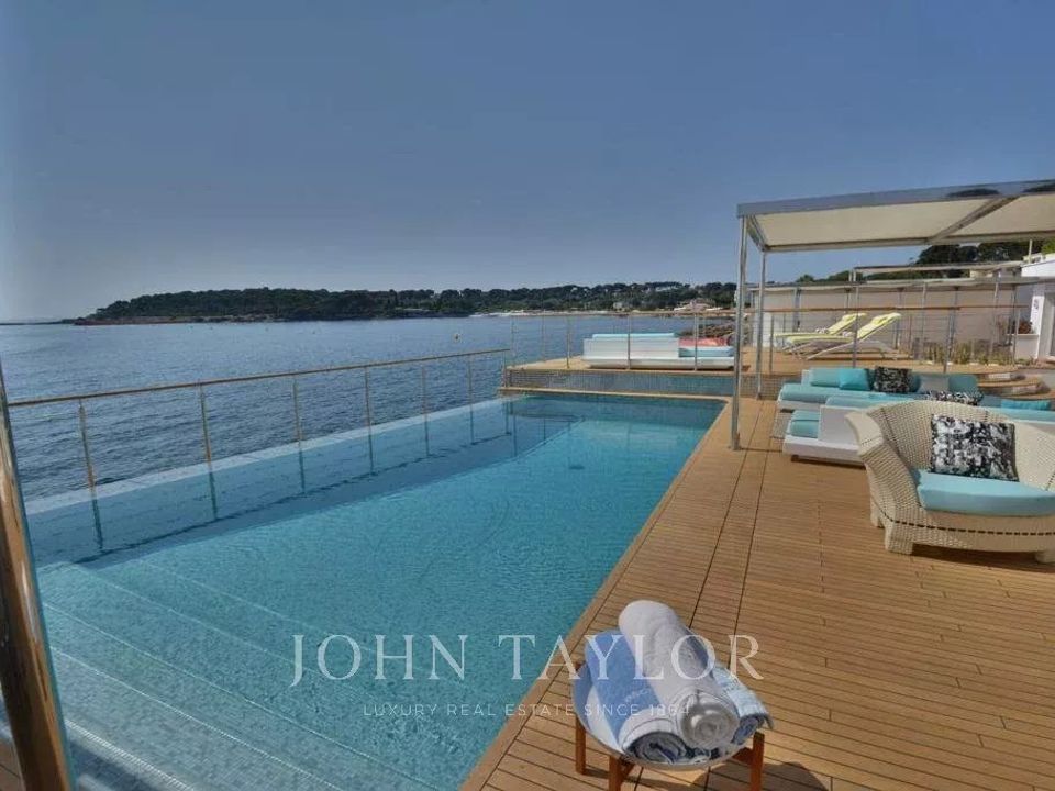 Villa i Antibes, Alpes-Maritimes - foto 1