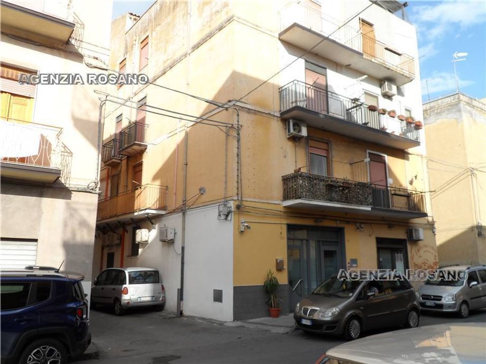 Lejlighed i Adrano, Catania - foto 1
