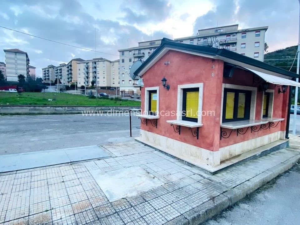 Erhvervsejendom i San Cataldo, Caltanissetta - foto 4