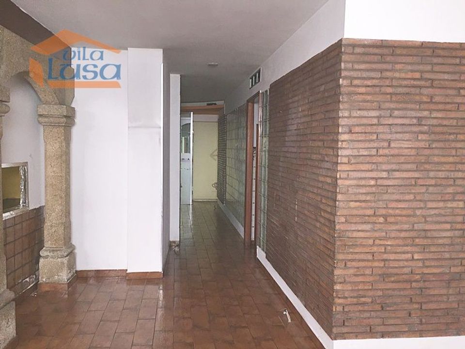 L'establiment comercial a Gondomar, Porto - foto 4