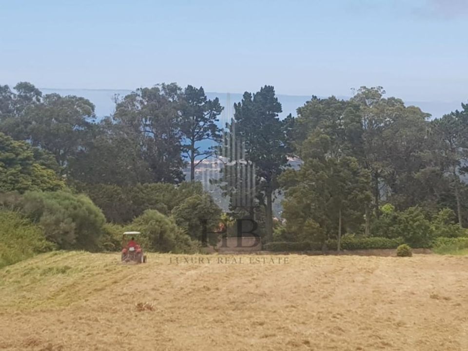 Helårsgrund i Almocageme, Lisbon - foto 1