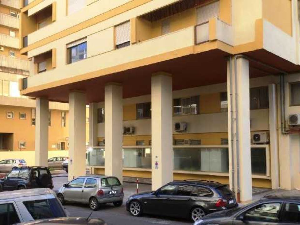 Garage i Oristano, Oristano - foto 1