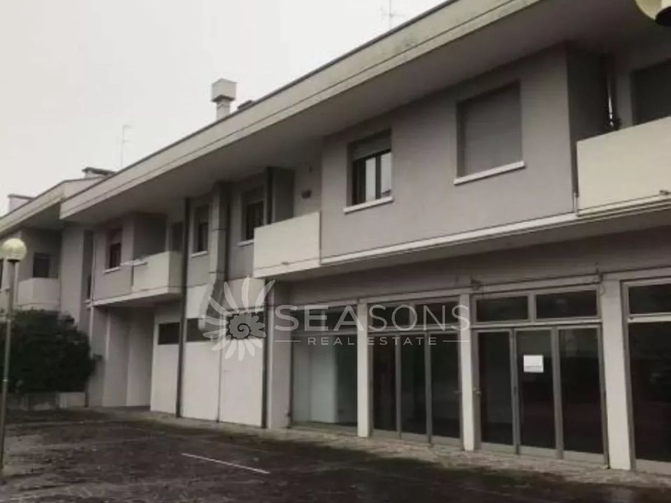 Erhvervsejendom i San Donà di Piave, Venice - foto 1