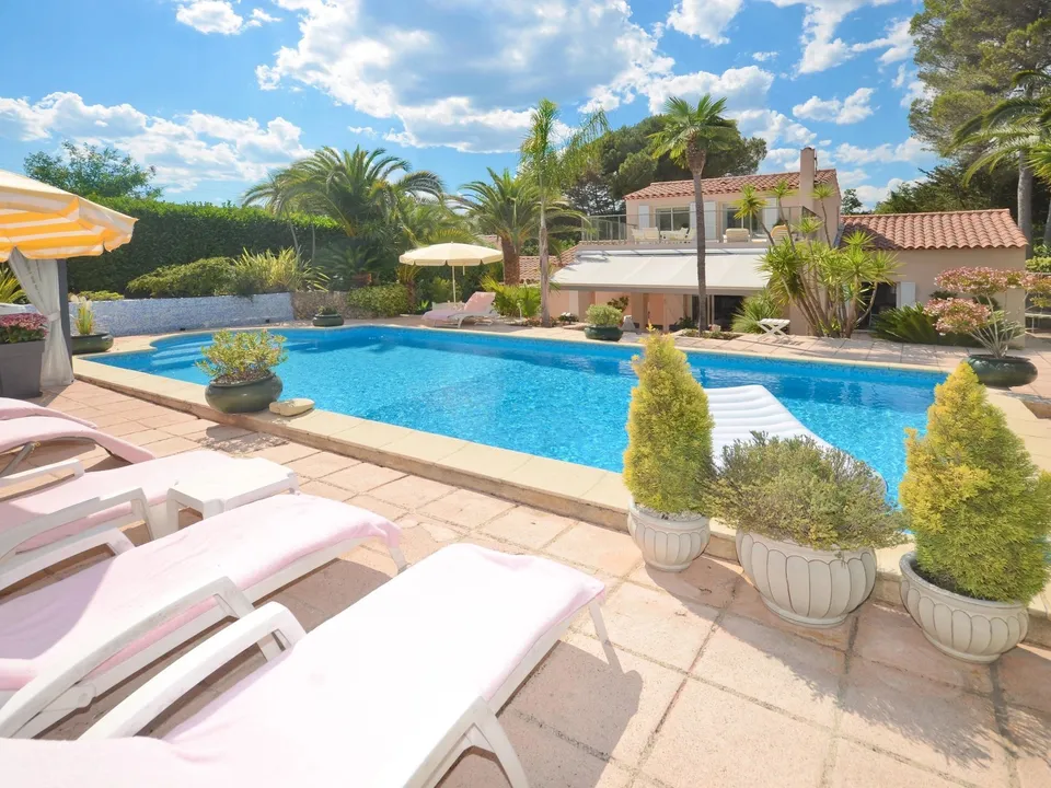 Villa i Mouans-Sartoux, Alpes-Maritimes - foto 1