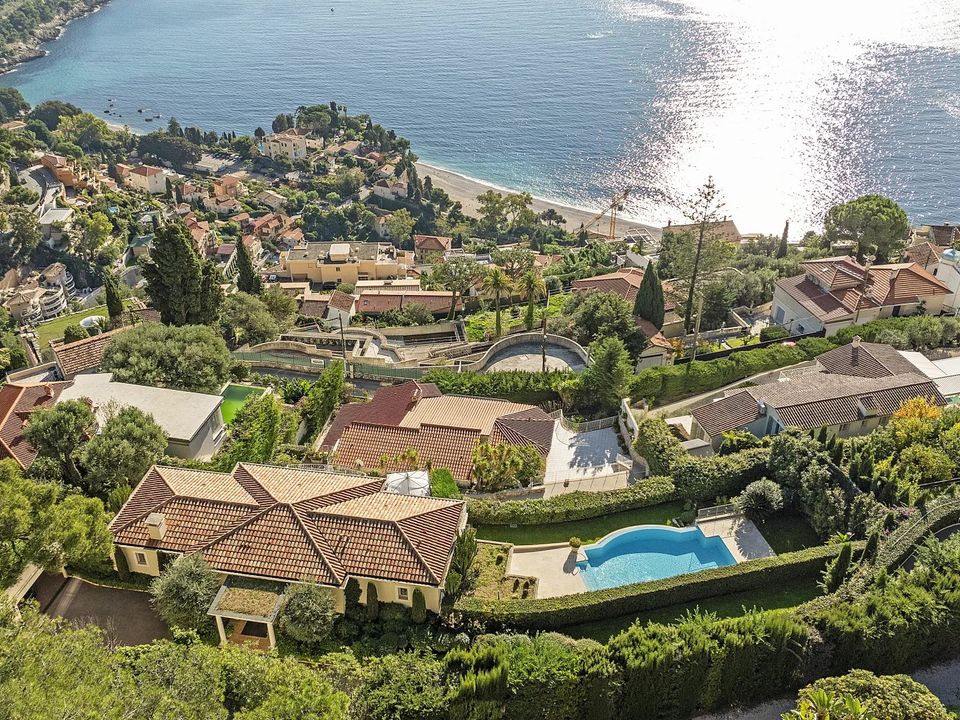 Villa i Roquebrune-Cap-Martin, Alpes-Maritimes - foto 1