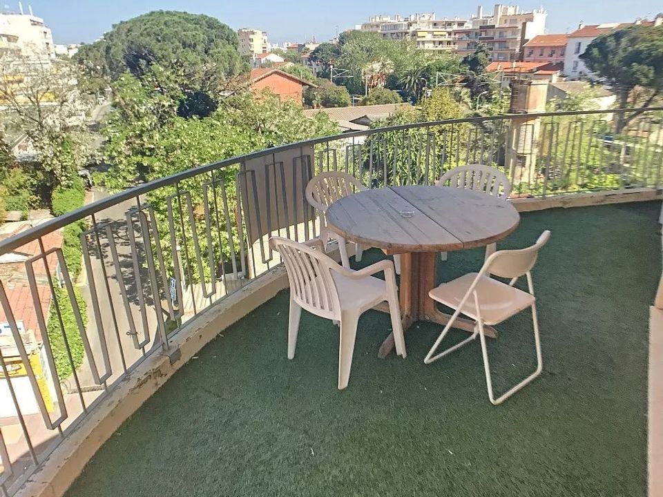 Lejlighed i Juan-les-Pins, Alpes-Maritimes - foto 1