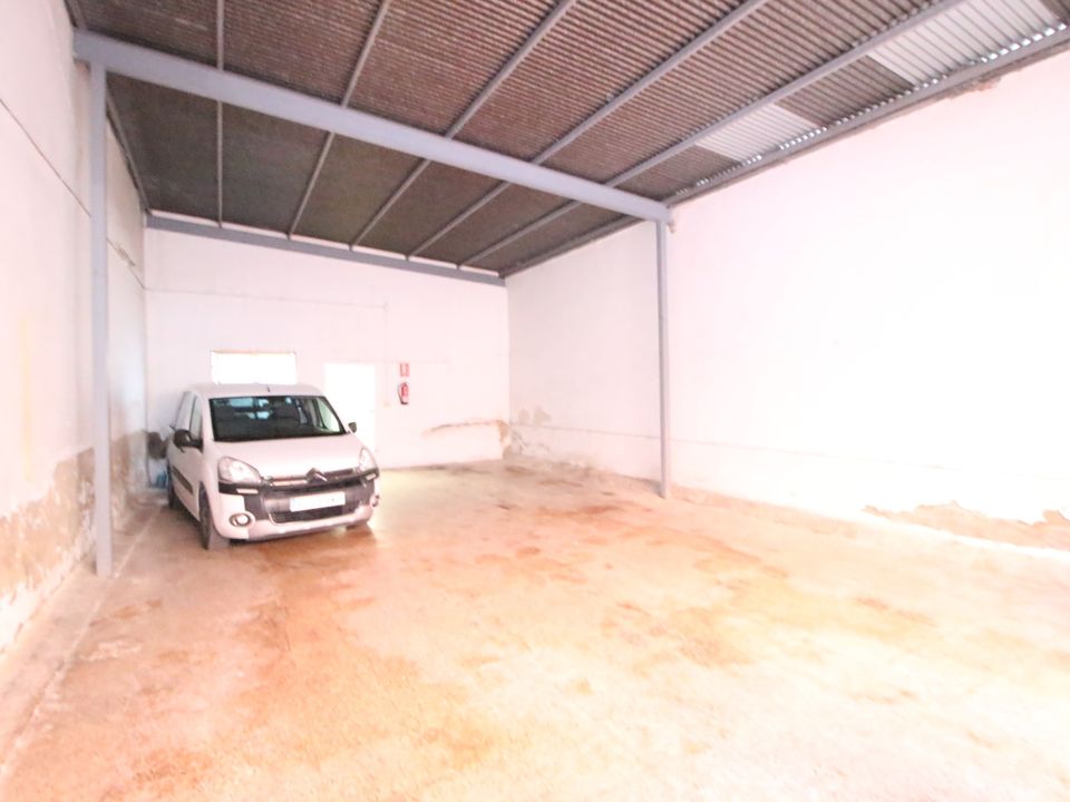 L'establiment comercial a Dolores, Alicante - foto 3
