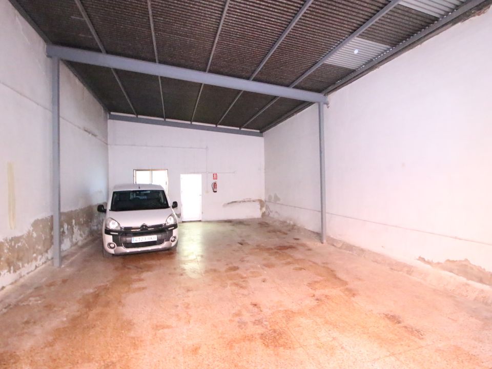 L'establiment comercial a Dolores, Alicante - foto 5