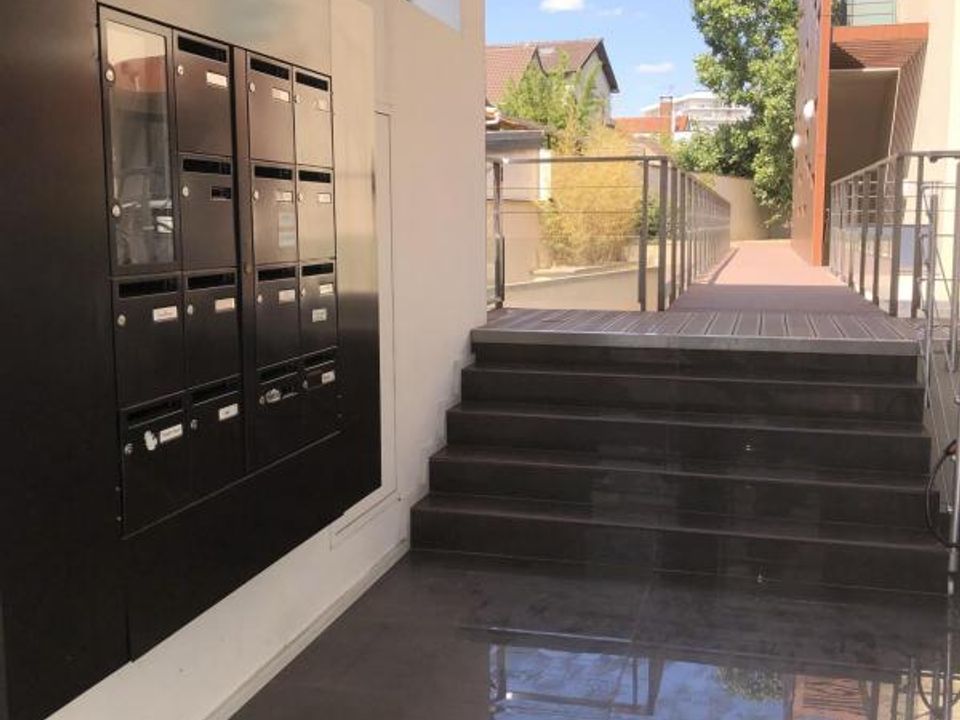 Duplex - Maisons-Alfort, Val-de-Marne - photo 2