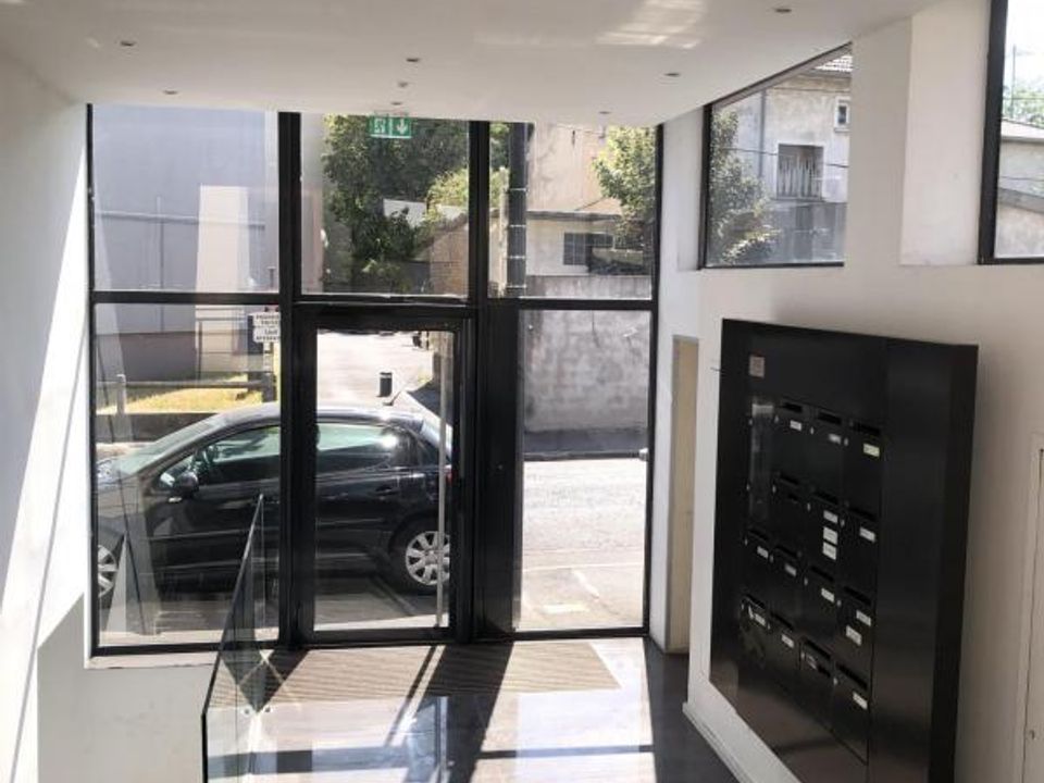 Duplex - Maisons-Alfort, Val-de-Marne - photo 3