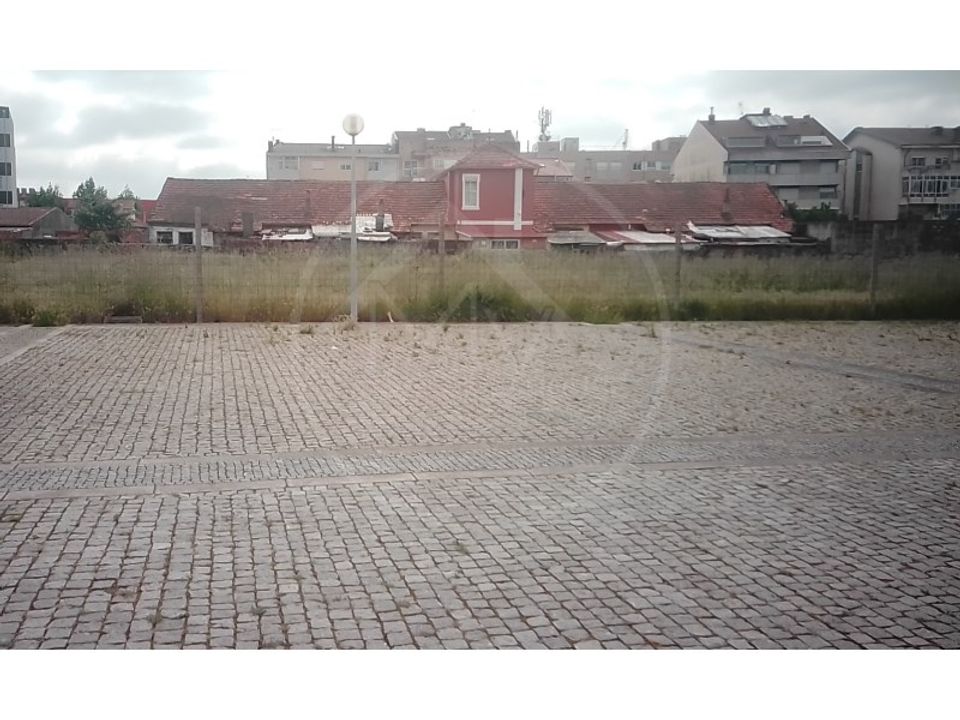 Erhvervsejendom i Pedroucos, Porto - foto 1