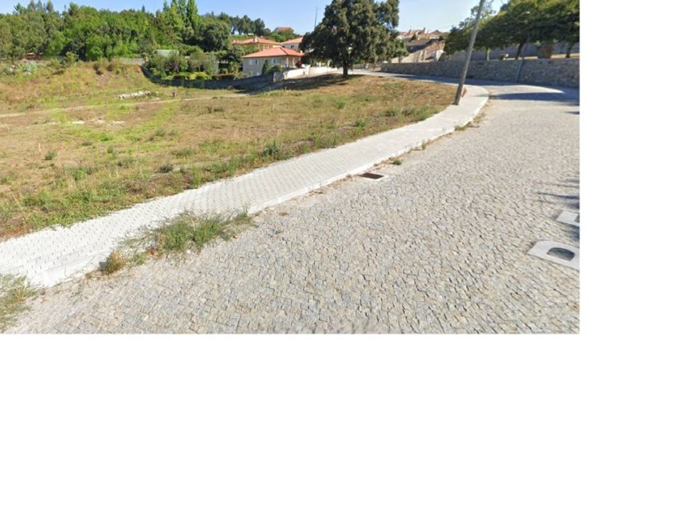 Helårsgrund i Santo Tirso, Porto - foto 1