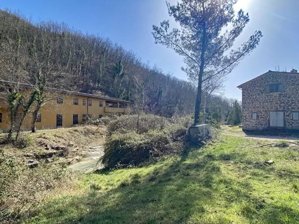 Landejendom i Gubbio, Perugia - foto 1