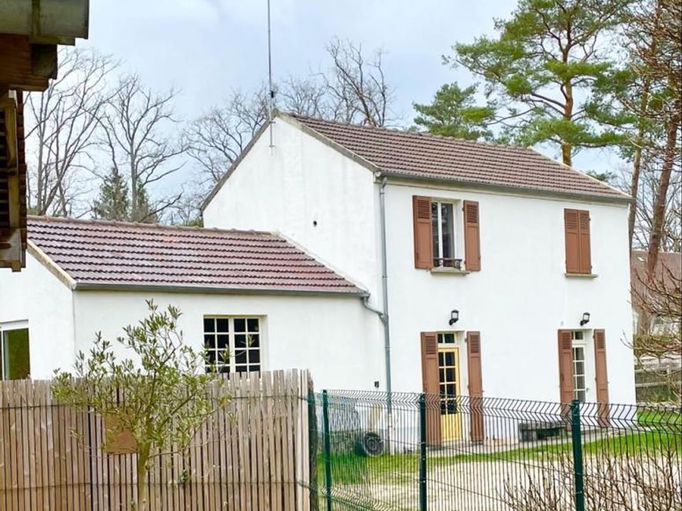 Landejendom i Arbonne-la-Forêt, Seine-et-Marne - foto 1