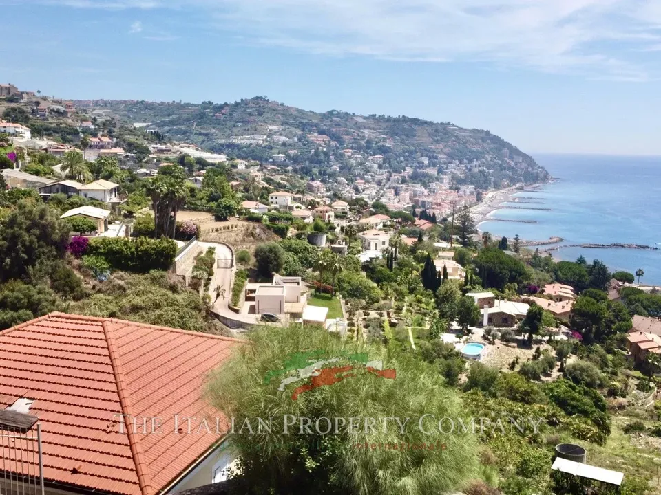 Villa i Ospedaletti, Imperia - foto 2