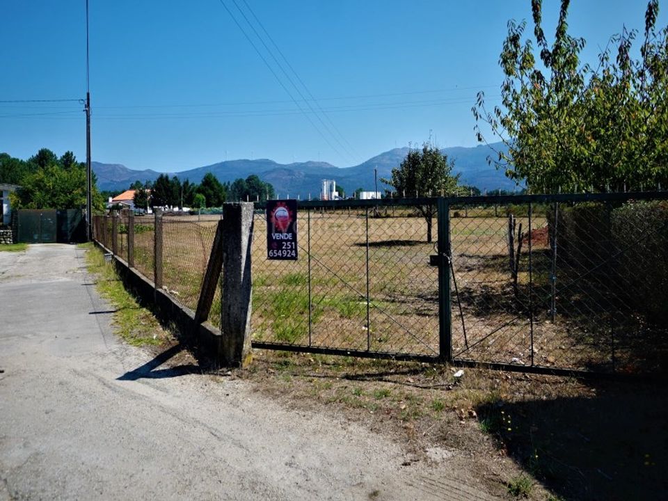 Helårsgrund i Valenca, Viana do Castelo - foto 1