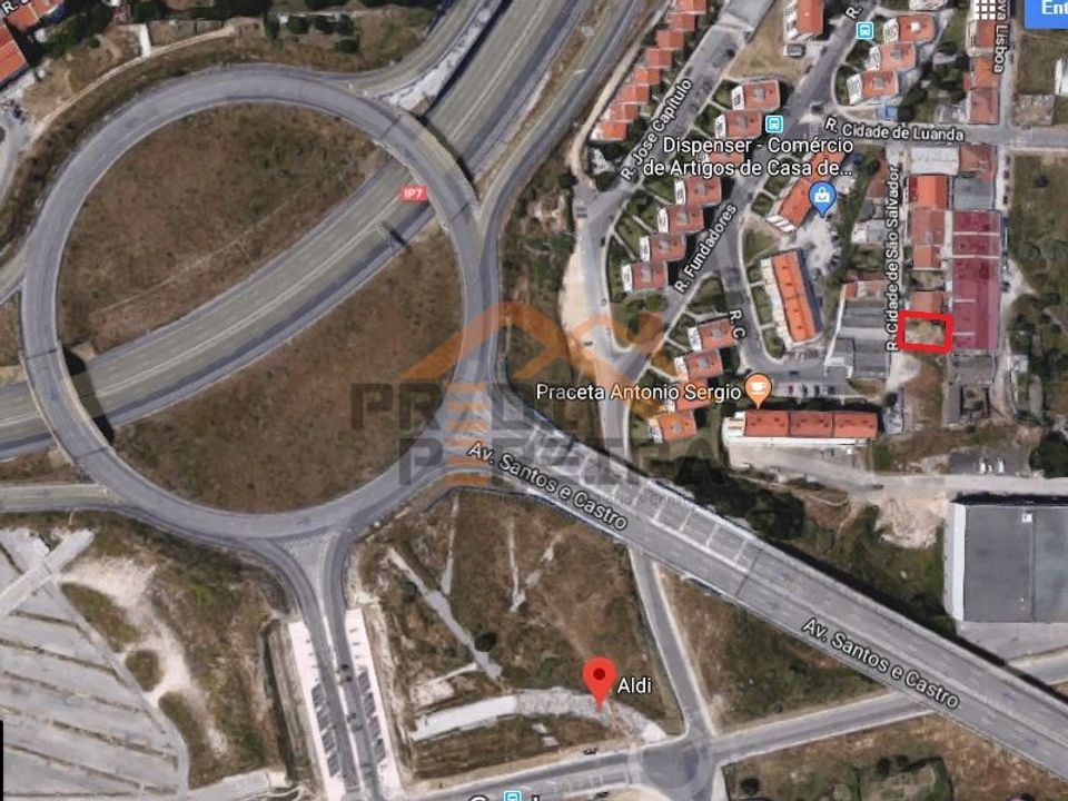 Helårsgrund i Camarate, Lisbon - foto 2