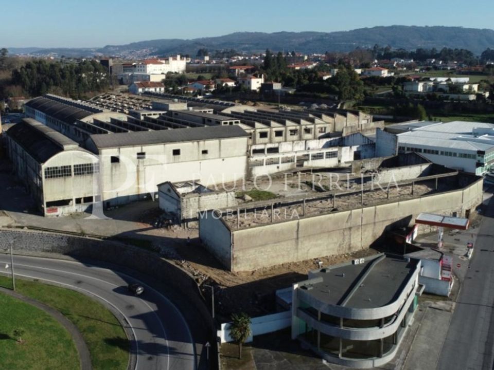 Erhvervsejendom i Vila Nova de Famalicao, Braga - foto 1