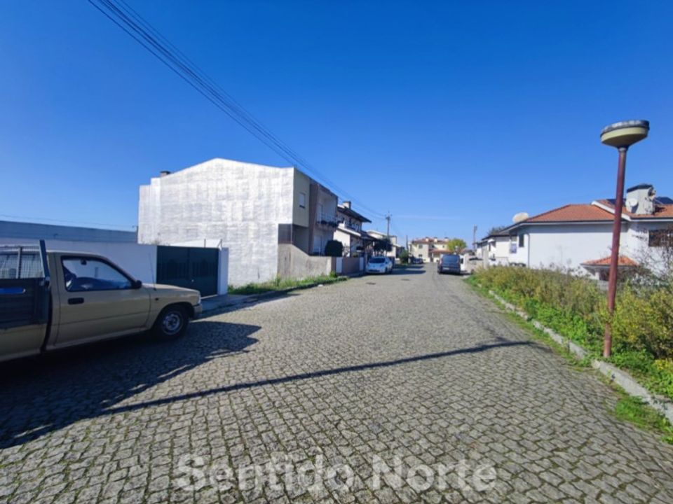 Helårsgrund i Folgosa, Porto - foto 3