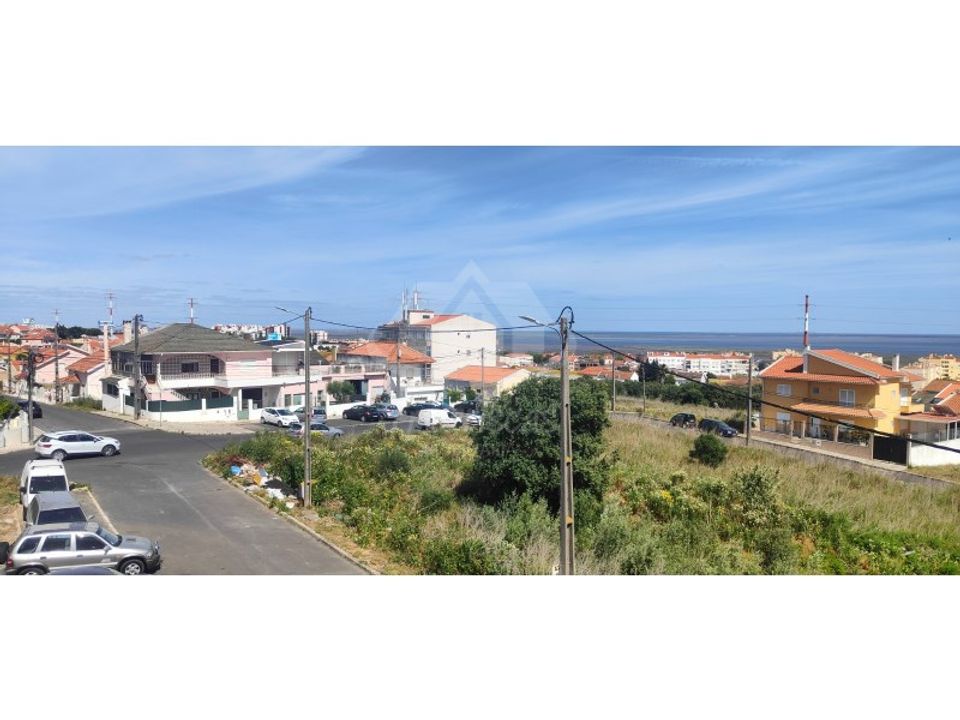 Helårsgrund i Santa Iria de Azoia, Lisbon - foto 1
