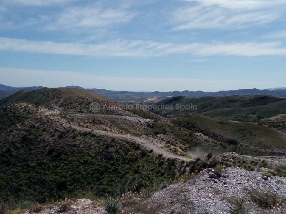 Helårsgrund i Limaria, Almeria - foto 1