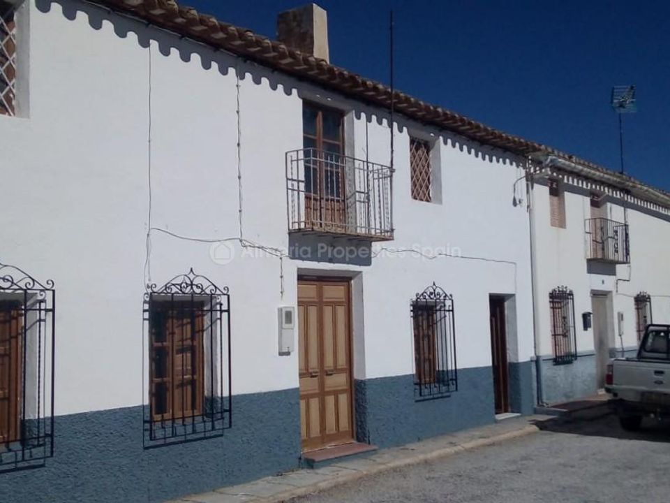 Casa unifamiliar a Venta Quemada, Granada - foto 1