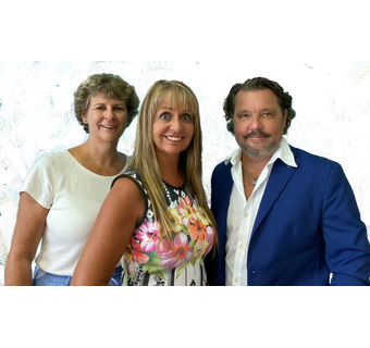 Karen White (left)