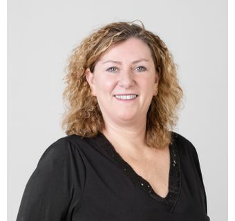 Karen Wilkinson