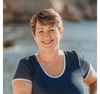 Jo Ivory
